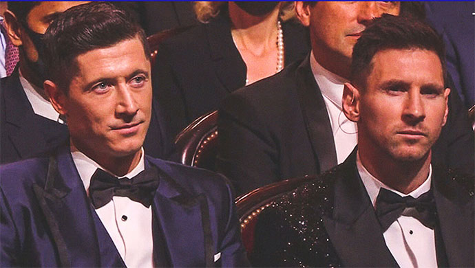 Messi và Lewandowski: Nước mắt vương mắt ai?